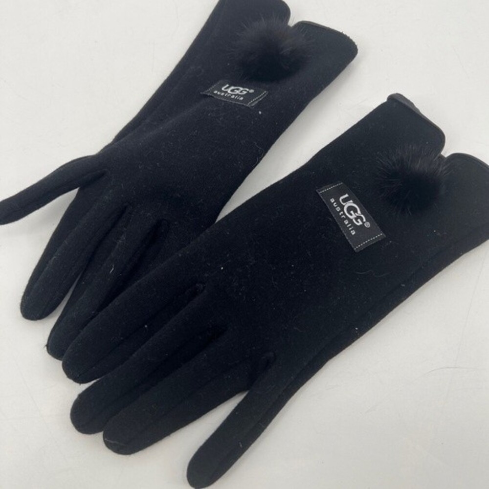 Ugg Black Gloves